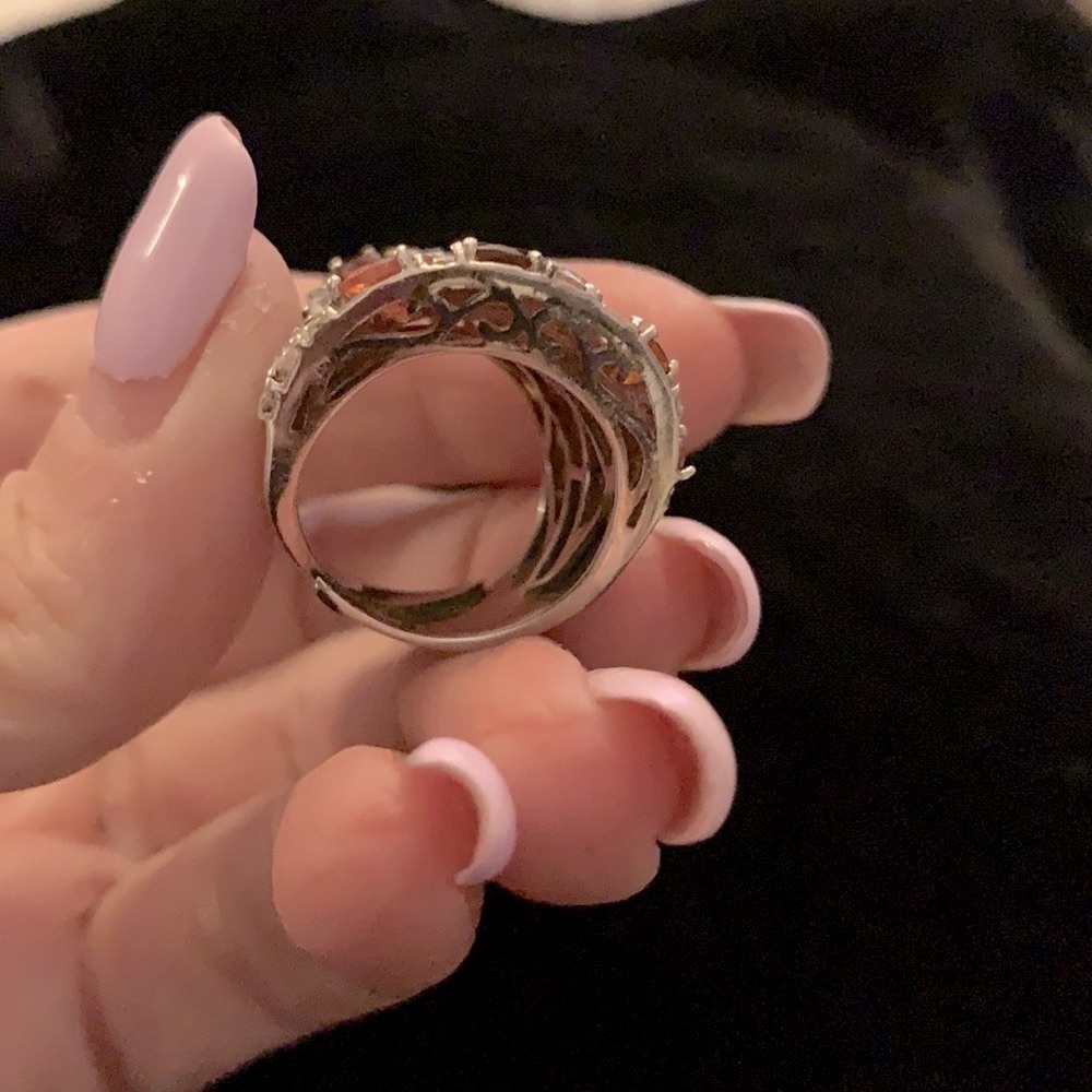 Ring - Picture 4 of 4